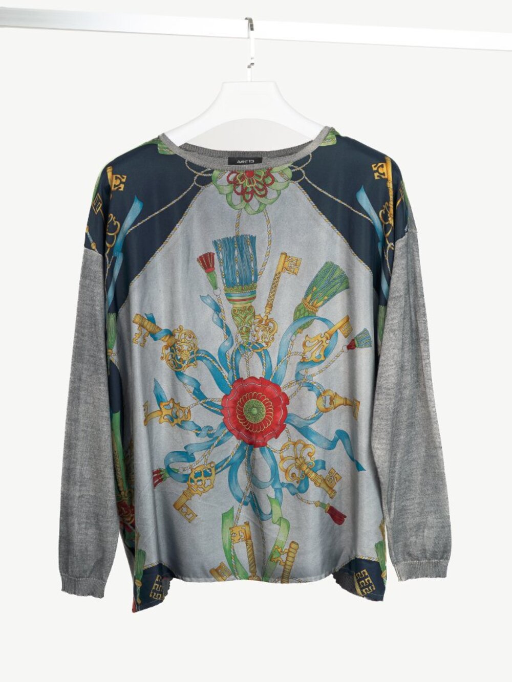 Avant Toi Grey Cashmere & Silk Graphic-Front Sweater